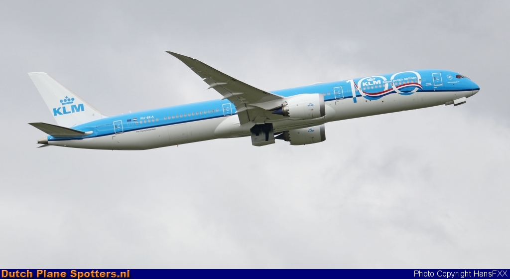 PH-BKA Boeing 787-10 Dreamliner KLM Royal Dutch Airlines by HansFXX