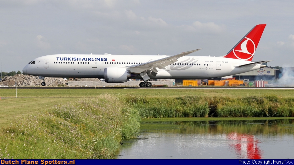 TC-LLD Boeing 787-9 Dreamliner Turkish Airlines by HansFXX
