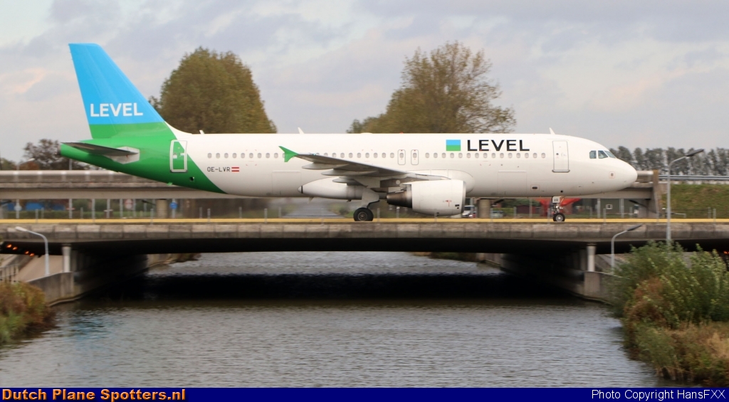 OE-LVR Airbus A320 LEVEL (Anisec) by HansFXX