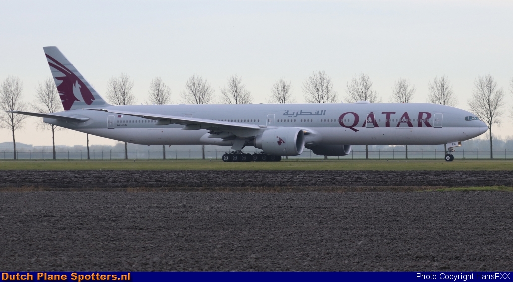 A7-BEG Boeing 777-300 Qatar Airways by HansFXX