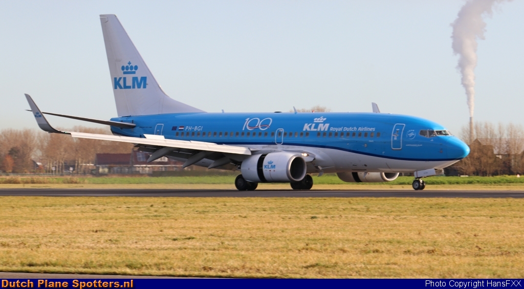 PH-BGI Boeing 737-700 KLM Royal Dutch Airlines by HansFXX