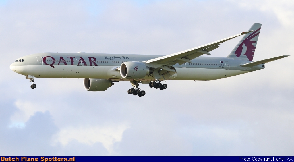 A7-BEI Boeing 777-300 Qatar Airways by HansFXX