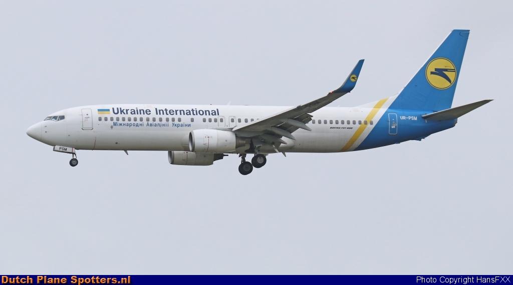 UR-PSM Boeing 737-800 Ukraine International Airlines by HansFXX