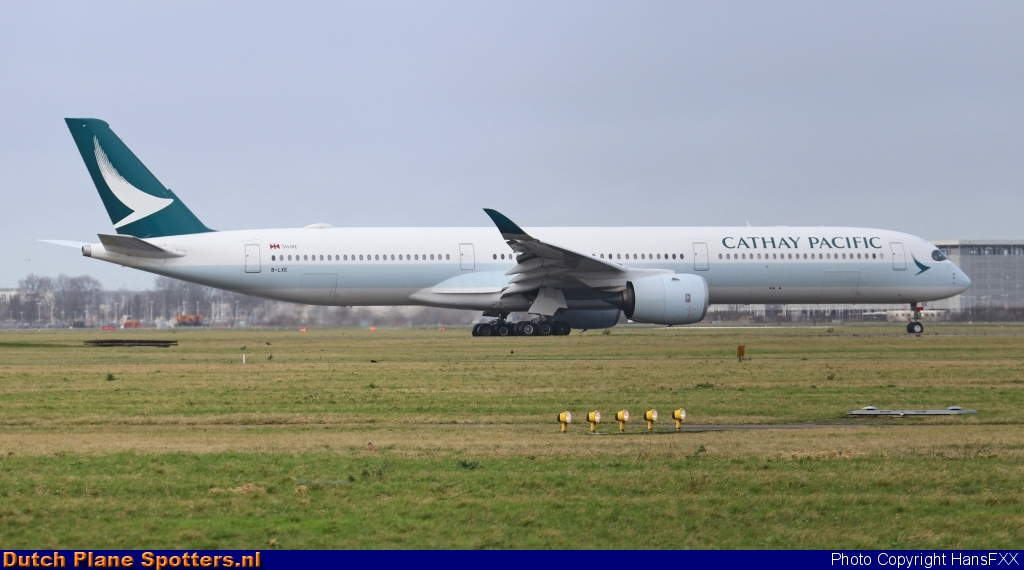 B-LXE Airbus A350-1000 Cathay Pacific by HansFXX