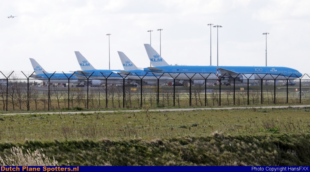 PH-BVS Boeing 777-300 KLM Royal Dutch Airlines by HansFXX
