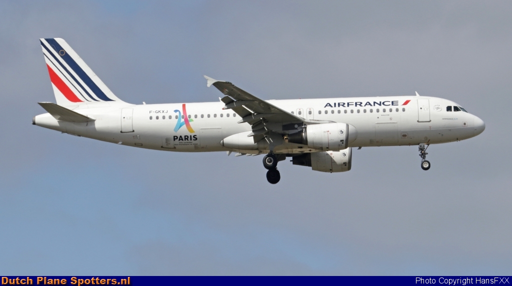 F-GKXJ Airbus A320 Air France by HansFXX