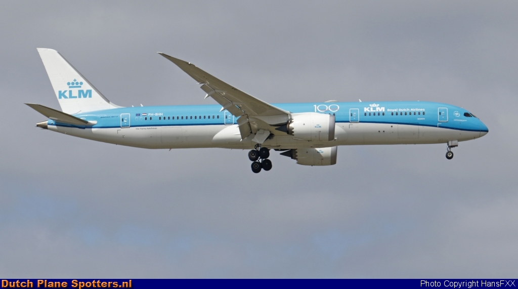 PH-BHH Boeing 787-9 Dreamliner KLM Royal Dutch Airlines by HansFXX