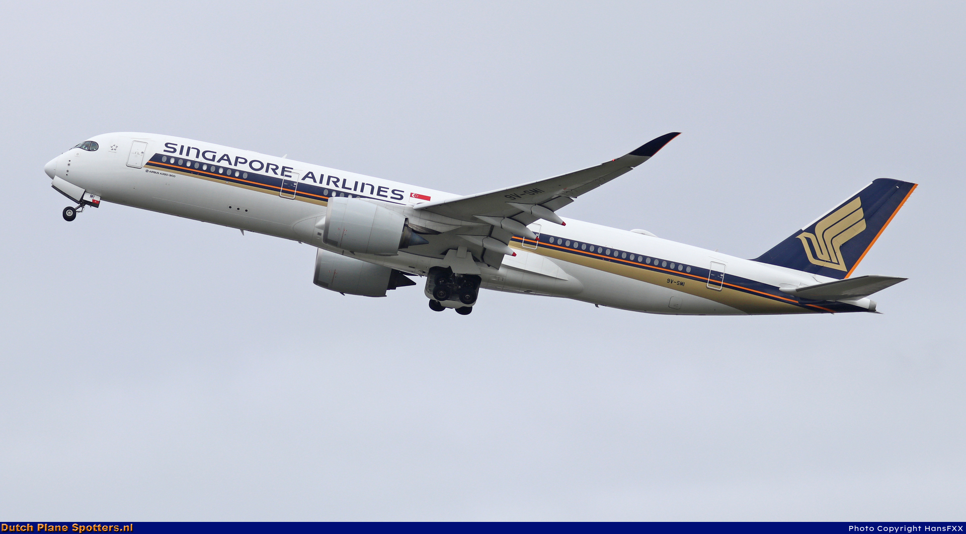 9V-SMI Airbus A350-900 Singapore Airlines by HansFXX