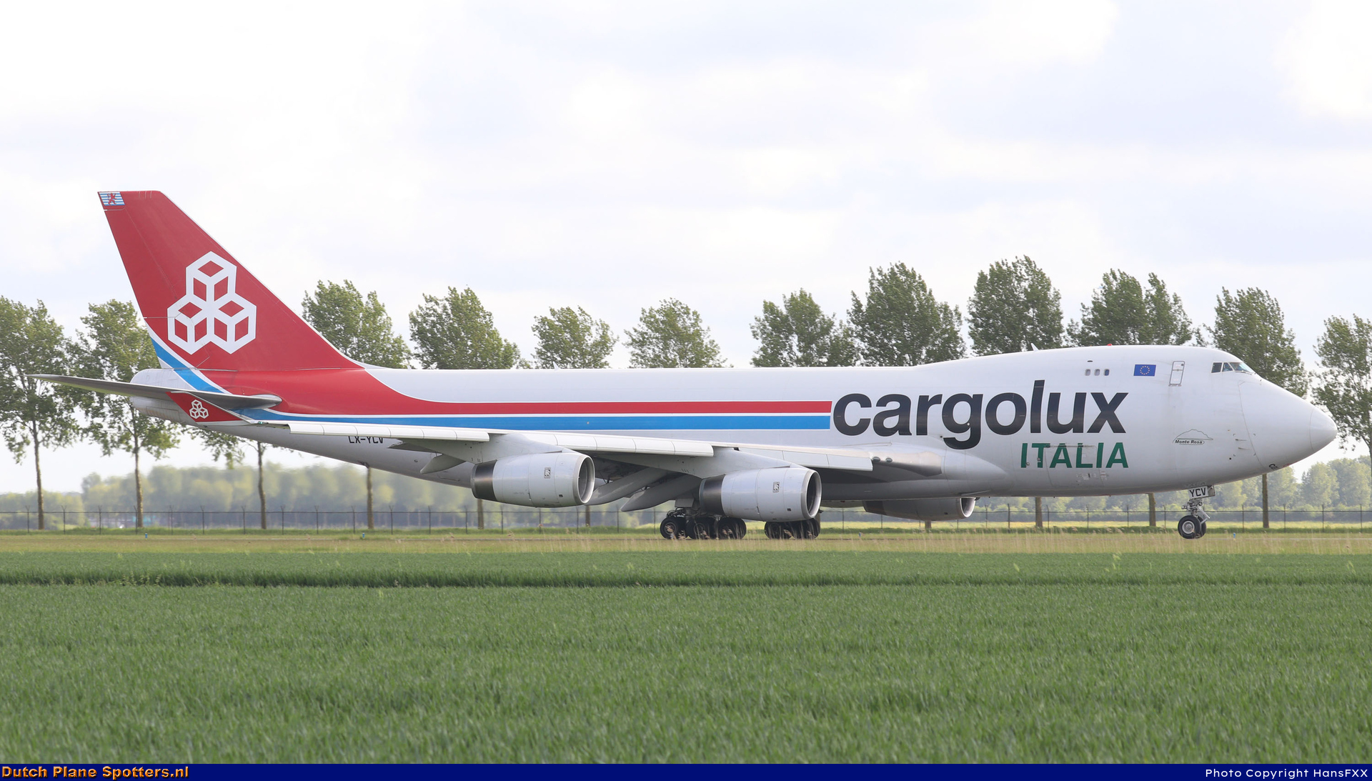 LX-YCV Boeing 747-400 Cargolux Italia by HansFXX