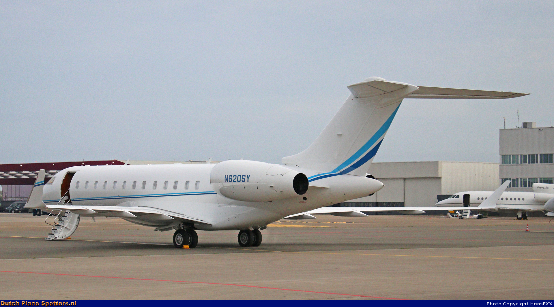 N620SY Bombardier Global 6000 Private by HansFXX