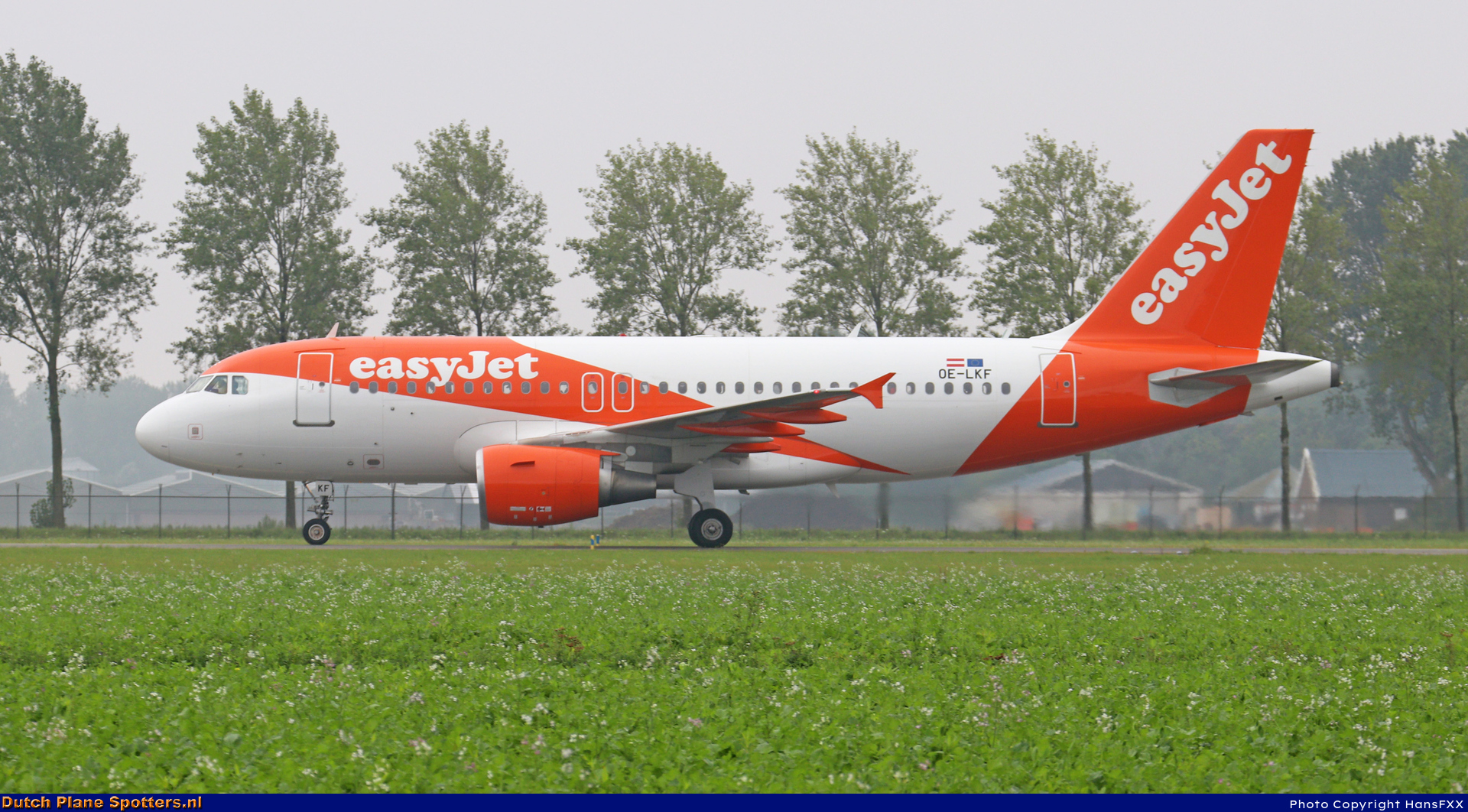 OE-LKF Airbus A319 easyJet Europe by HansFXX
