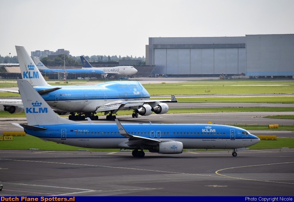 PH-BXL Boeing 737-800 KLM Royal Dutch Airlines by Nicole