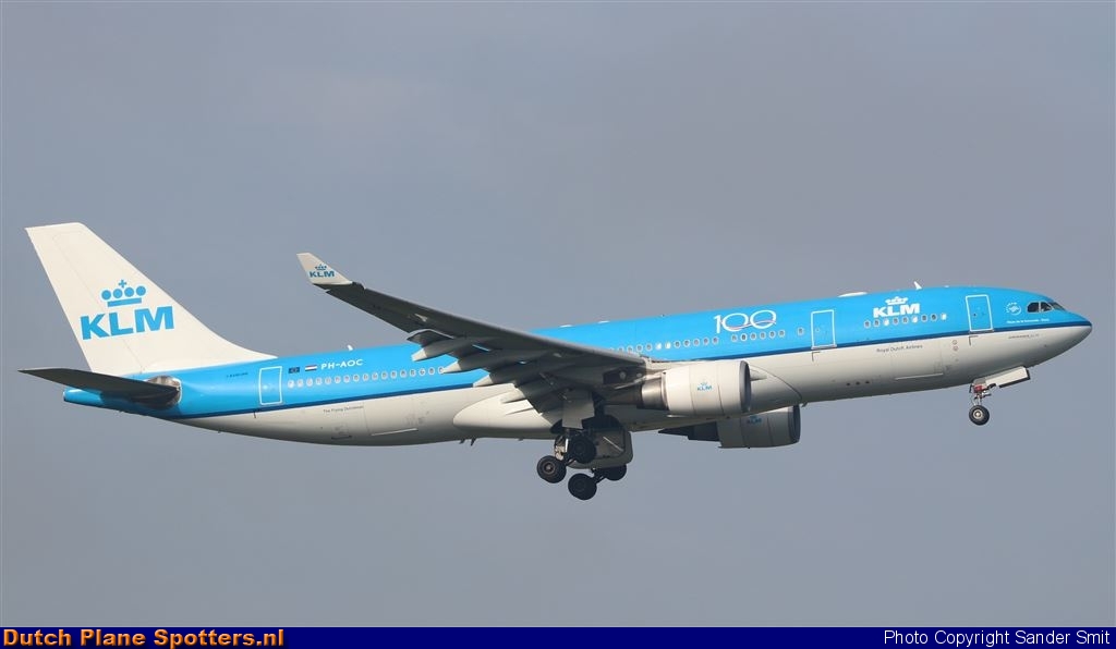 PH-AOC Airbus A330-200 KLM Royal Dutch Airlines by Sander Smit