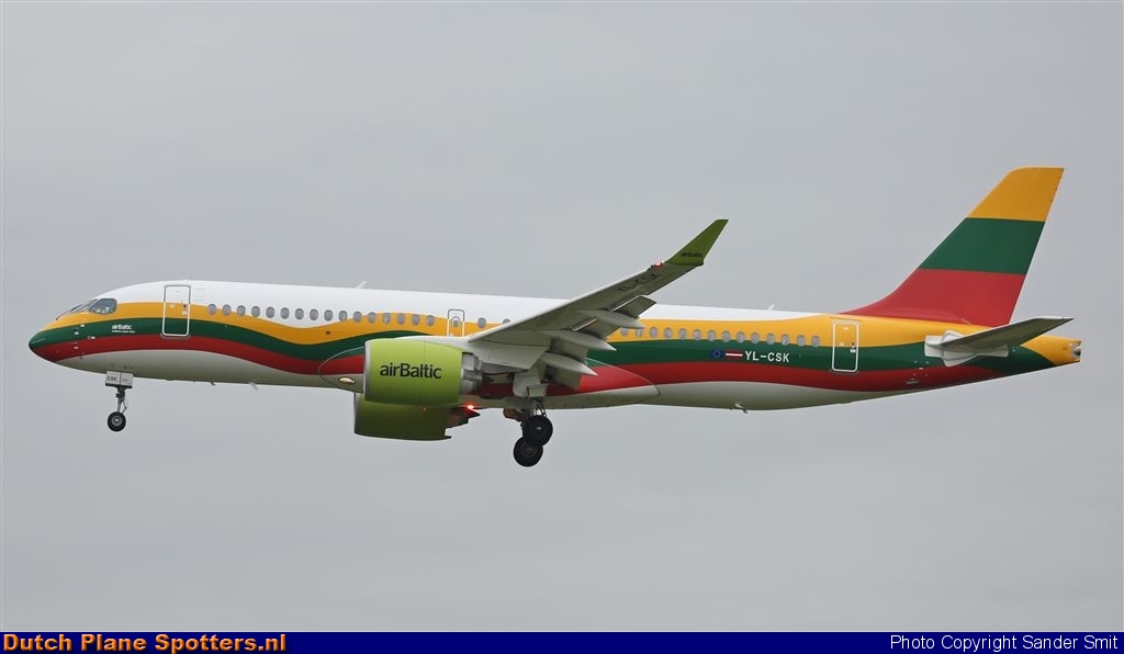 YL-CSK Airbus A220-300 Air Baltic by Sander Smit