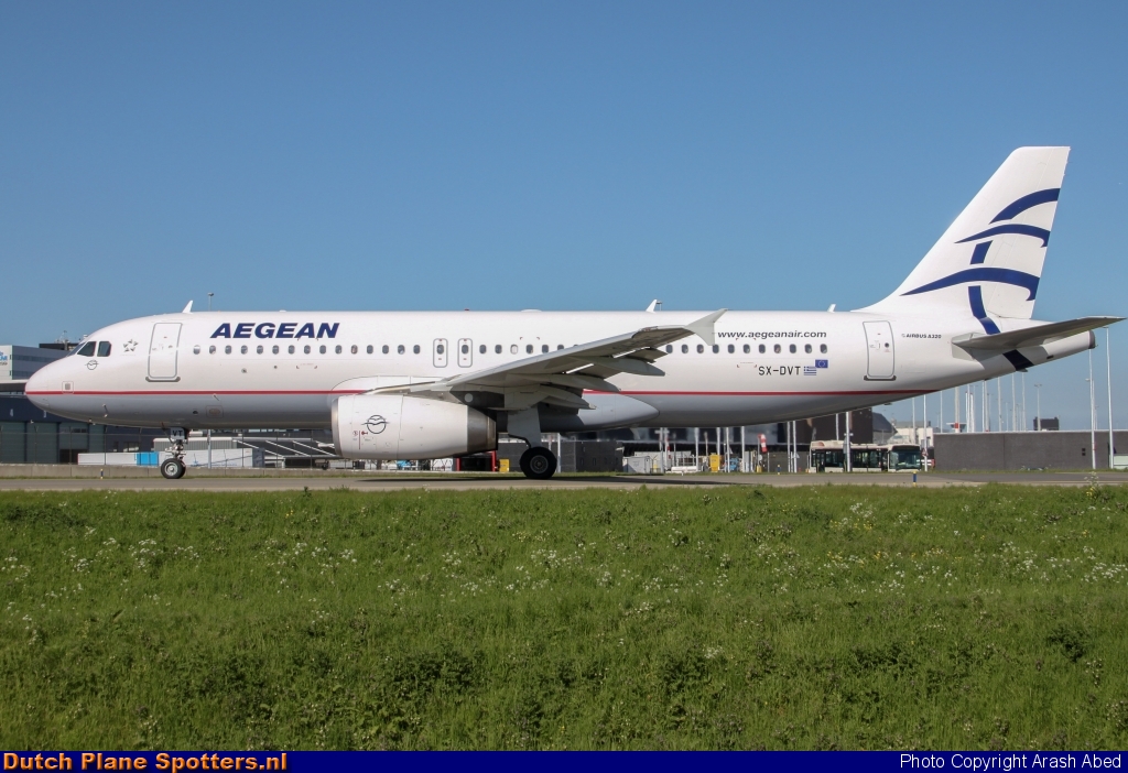 SX-DVT Airbus A320 Aegean Airlines by Arash Abed