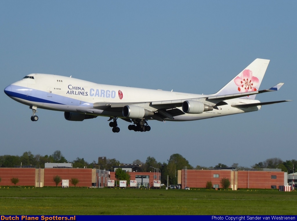 B-18709 Boeing 747-400 China Airlines Cargo by Sander van Westrienen