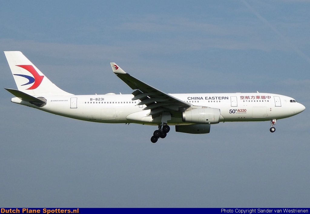 B-8231 Airbus A330-200 China Eastern Airlines by Sander van Westrienen