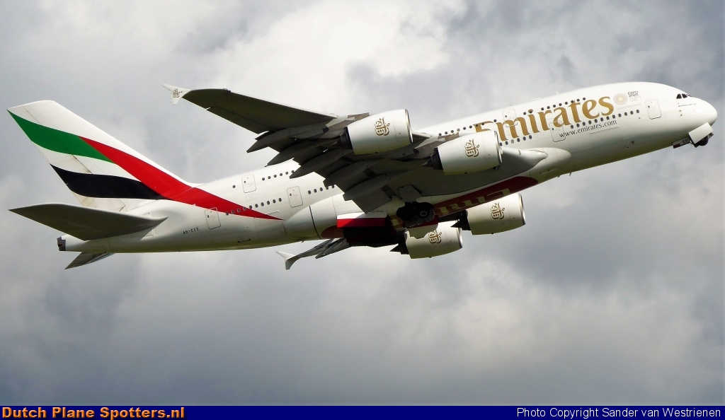A6-EEE Airbus A380-800 Emirates by Sander van Westrienen