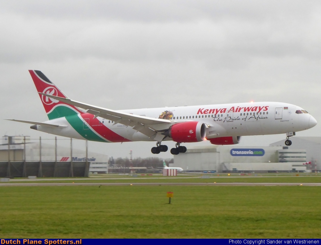 5Y-KZG Boeing 787-8 Dreamliner Kenya Airways by Sander van Westrienen