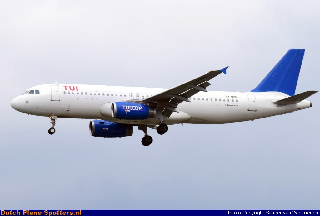 LY-OWL Airbus A320 Getjet Airlines (TUI Airlines Netherlands) by Sander van Westrienen