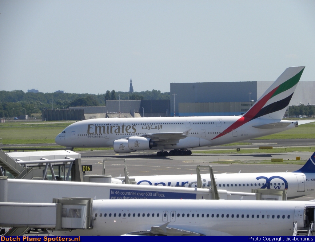 A6-EDU Airbus A380-800 Emirates by dickbonarius