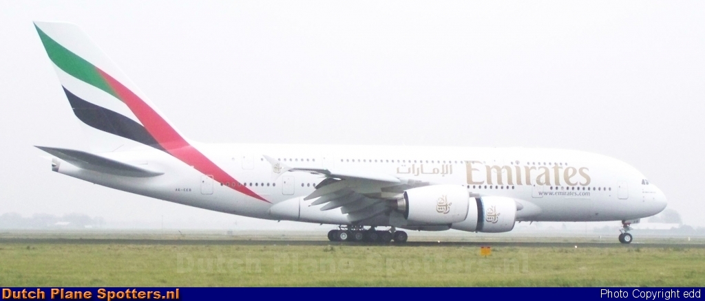 A6-EEB Airbus A380-800 Emirates by edd