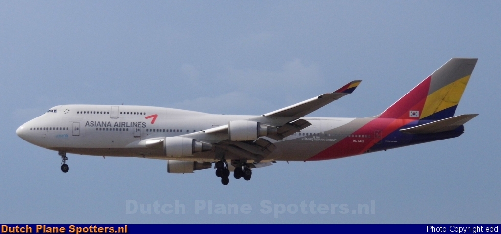 HL7421 Boeing 747-400 Asiana Airlines by edd