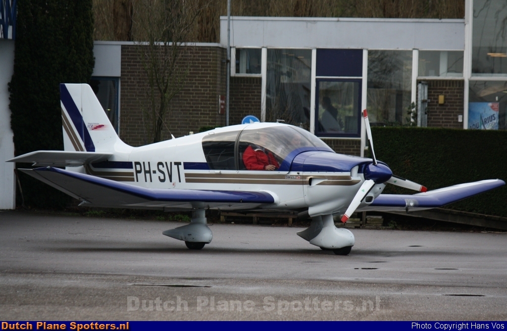 PH-SVT Robin DR400 Vliegclub Rotterdam by Hans Vos