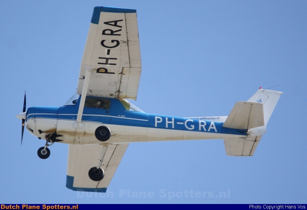 PH-GRA Cessna 150 Private by Hans Vos