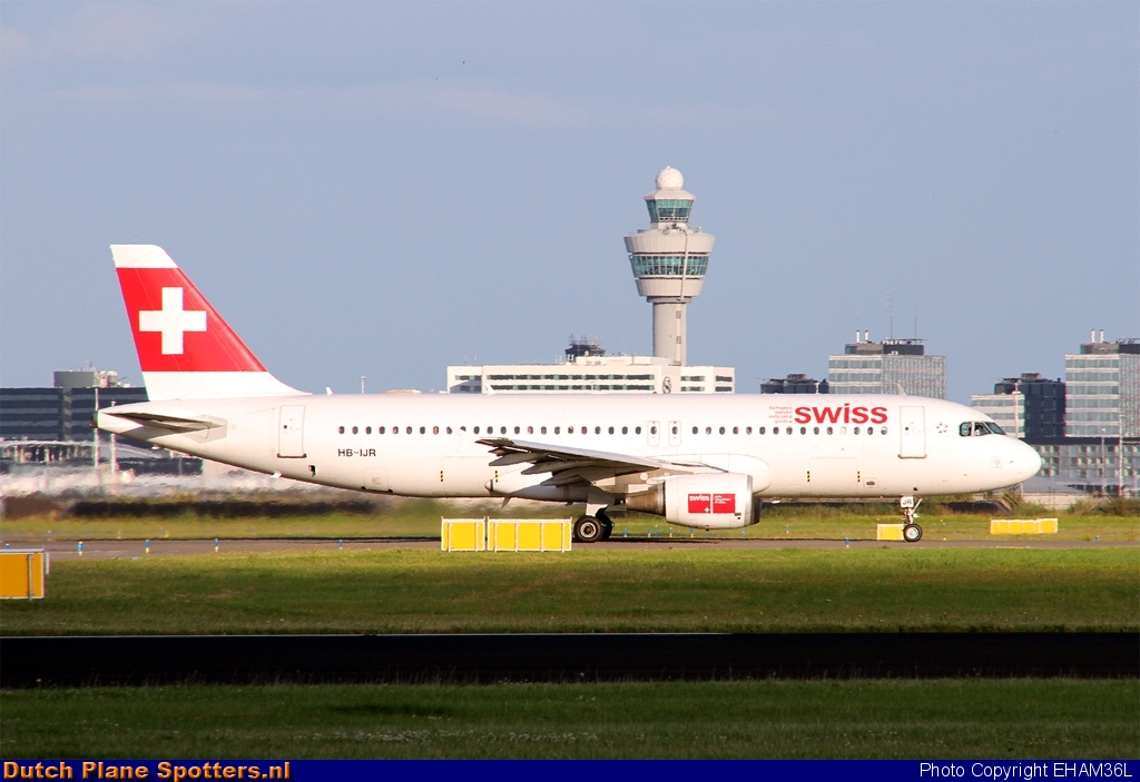 HB-IJR Airbus A320 Swiss International Air Lines by EHAM36L
