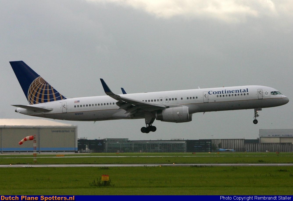 N12125 Boeing 757-200 Continental Airlines by Rembrandt Staller