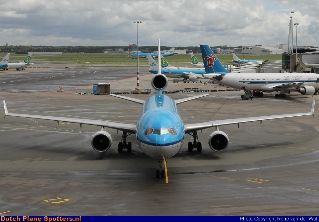 PH-KCD McDonnell Douglas MD-11 KLM Royal Dutch Airlines by Rene van der Wal