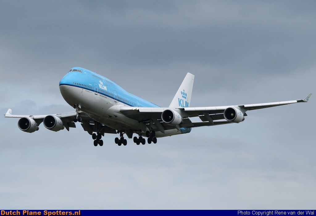 PH-BFB Boeing 747-400 KLM Royal Dutch Airlines by Rene van der Wal
