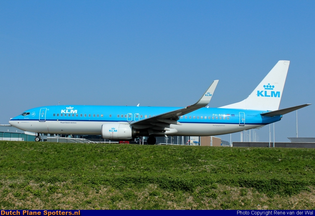 PH-BXK Boeing 737-800 KLM Royal Dutch Airlines by Rene van der Wal