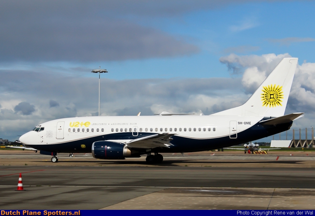 9H-OME Boeing 737-500 Air X Charter by Rene van der Wal