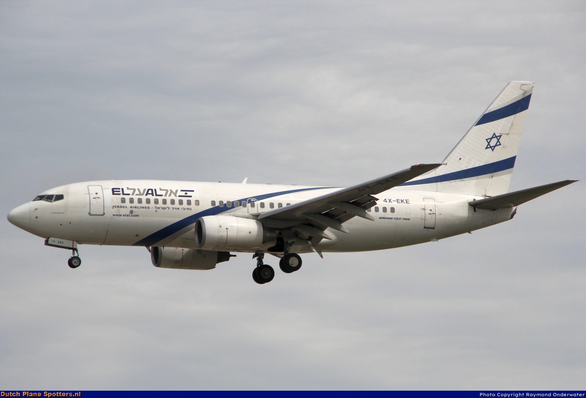 4X-EKE Boeing 737-700 El Al Israel Airlines by Raymond Onderwater