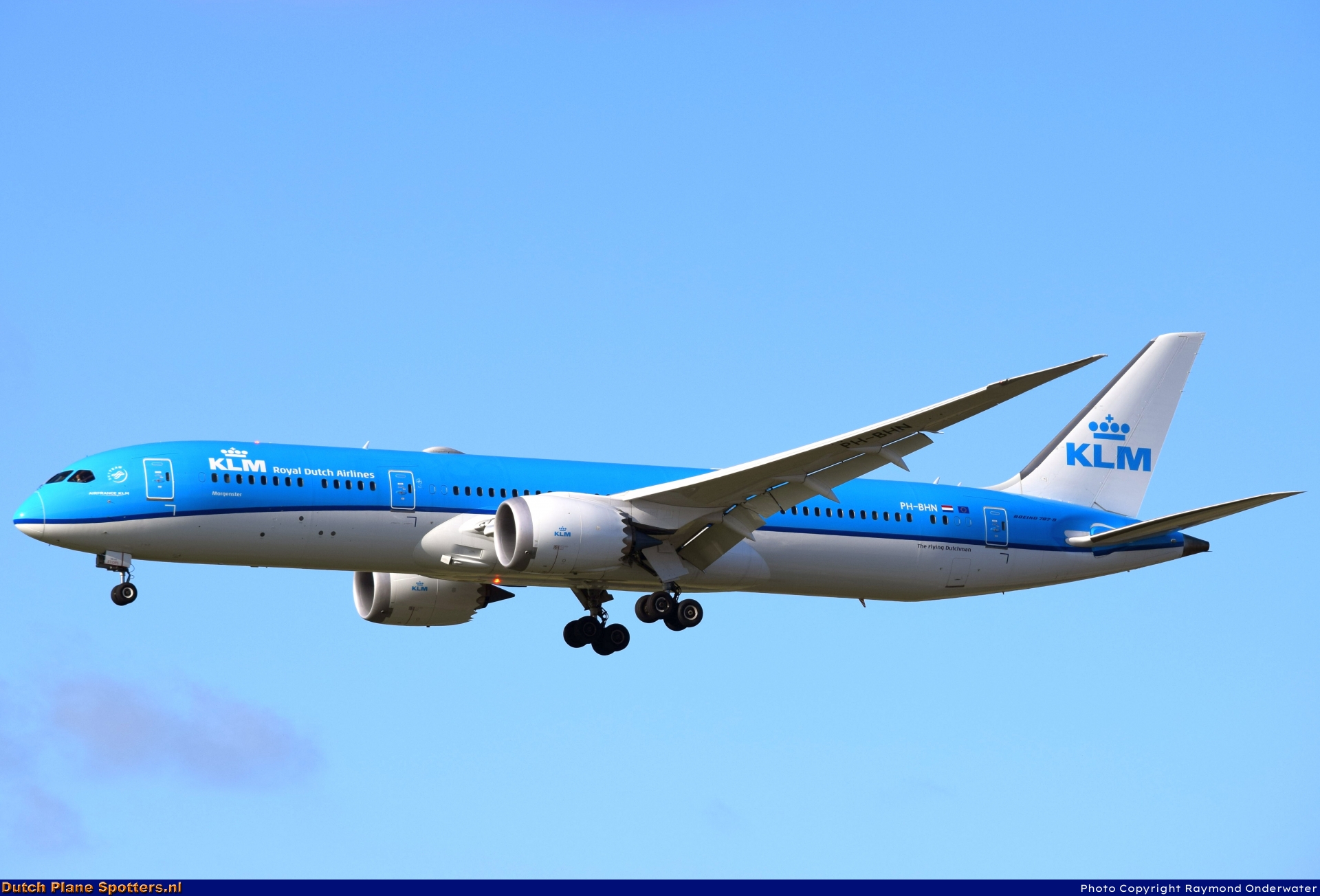 PH-BHN Boeing 787-9 Dreamliner KLM Royal Dutch Airlines by Raymond Onderwater
