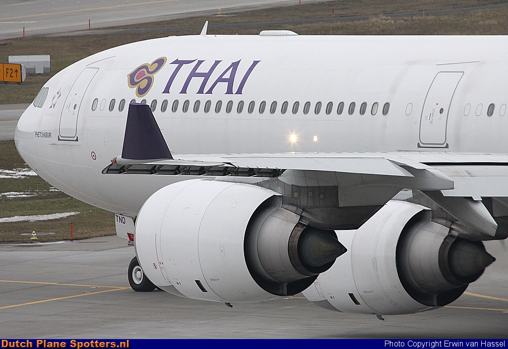 HS-TND Airbus A340-600 Thai Airways International by Erwin van Hassel