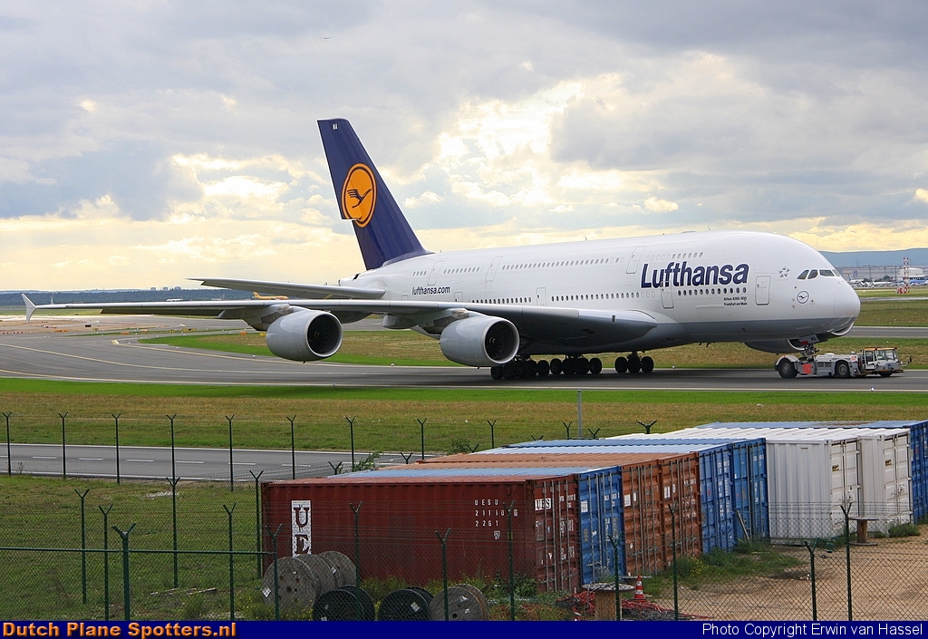 D-AIMA Airbus A380-800 Lufthansa by Erwin van Hassel